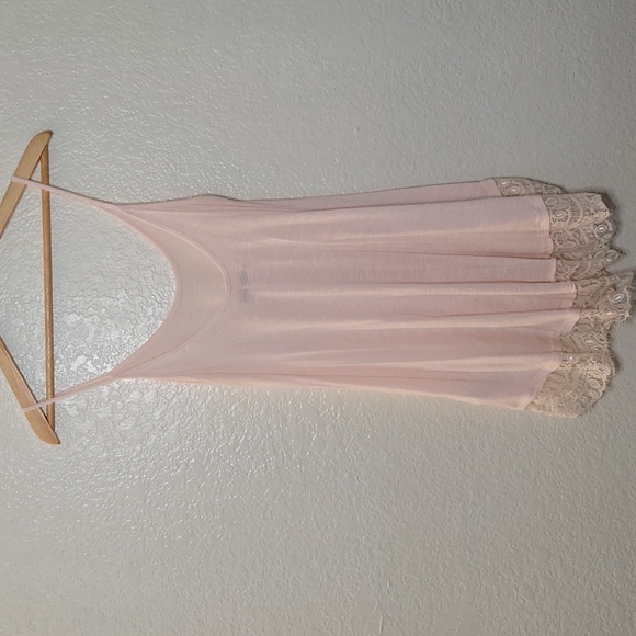 Hollister + Lucy Hale Laced Cami - Picture 5 of 12